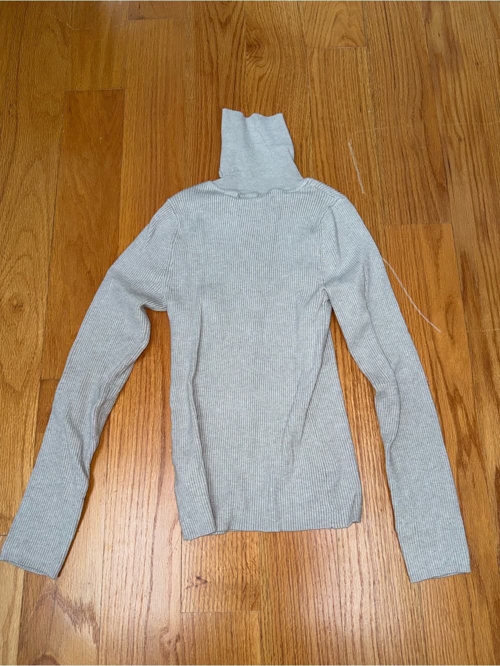 Express Light Gray Ribbed Turtleneck Sweater - Women's